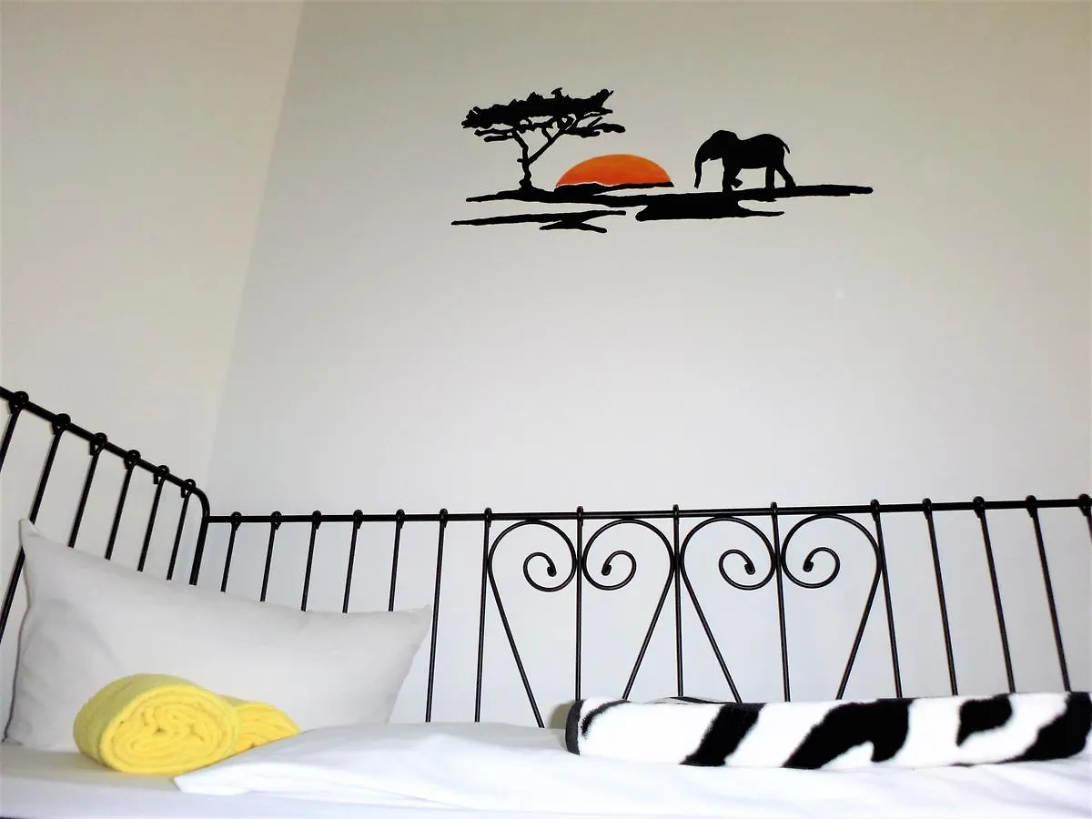 Homestay Nuernberg 0*, Нюрнберг Германия